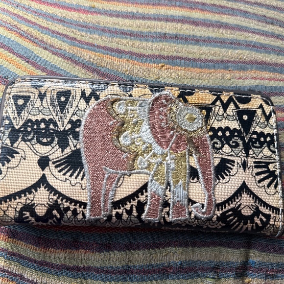 wallet - Picture 2 of 3